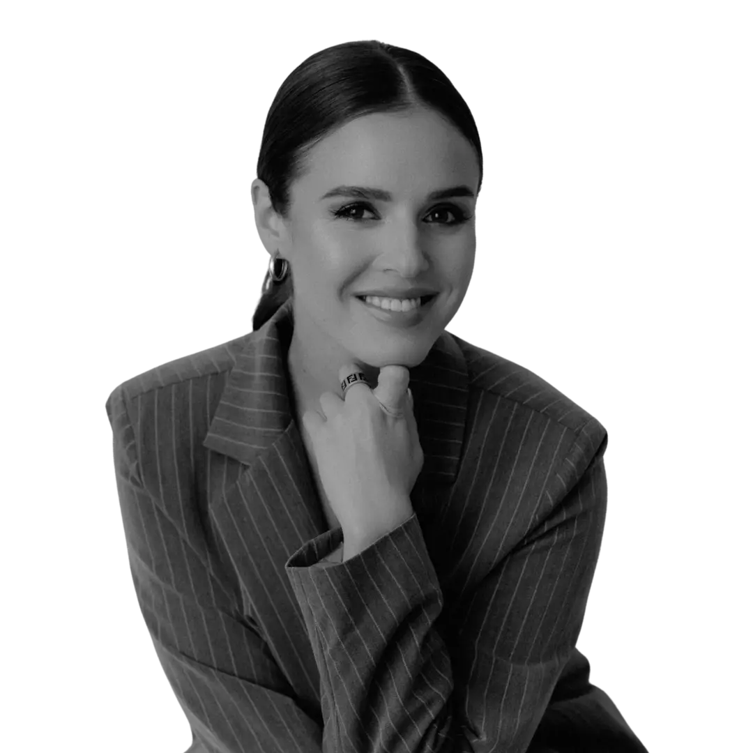 Елизавета Якушева — телеведущая, ведущая новостей на Пятом канале, блогер